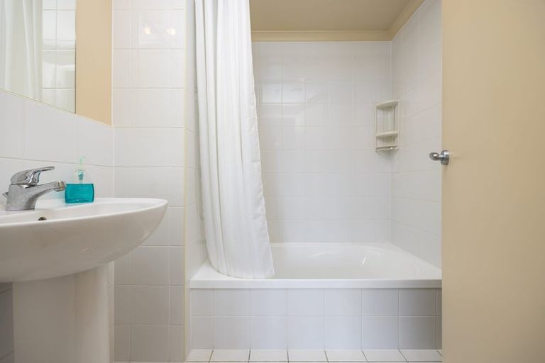 Photo of property in 9d/18 Ronwood Avenue, Manukau, Auckland, 2104