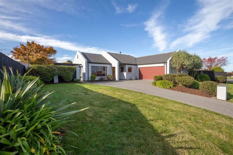 Photo of property in 5 Rembrandt Drive, Rolleston, 7614