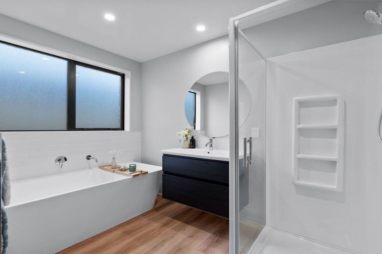 Photo of property in 17 Herridge Street, Woodend, 7691