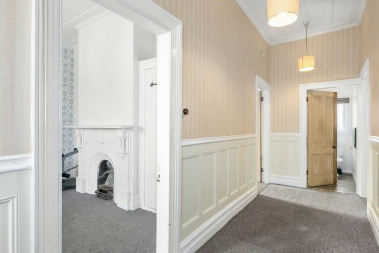 Photo of property in 1 Queens Drive, Saint Kilda, Dunedin, 9012