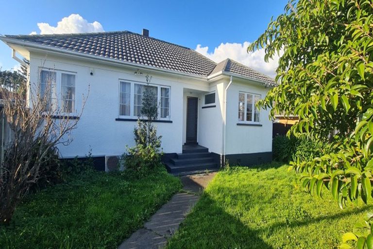Photo of property in 1/5 Hill Road, Papatoetoe, Auckland, 2025