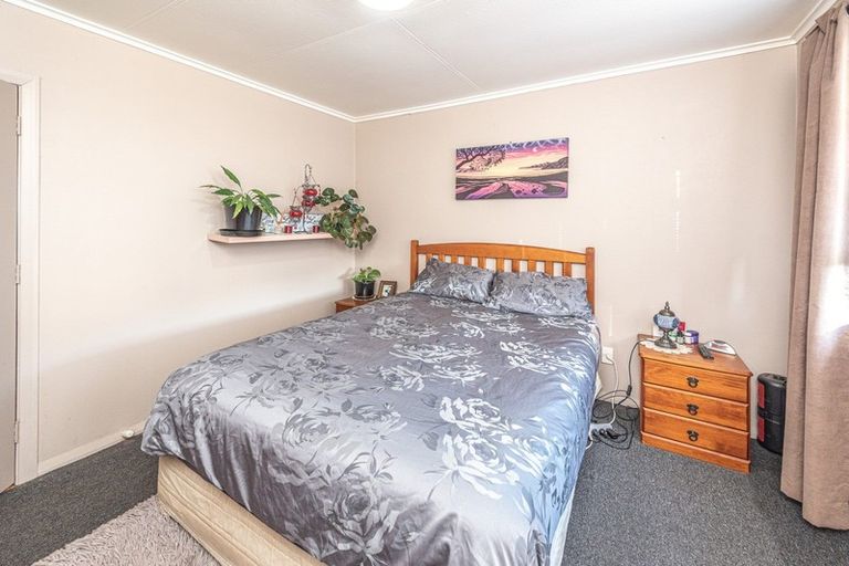 Photo of property in 51 Kowhai Street, Castlecliff, Whanganui, 4501