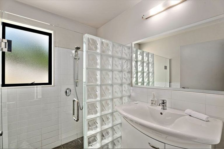 Photo of property in 107b Kings Drive, Wanaka, 9305