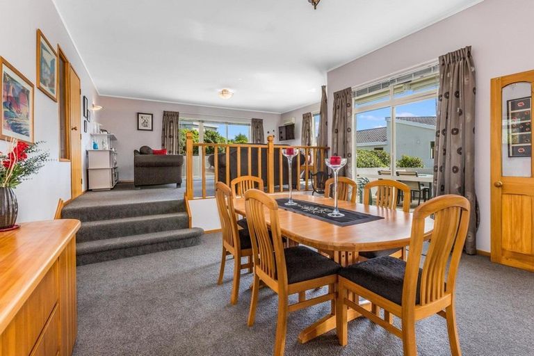 Photo of property in 7 Portage Place, Whitby, Porirua, 5024