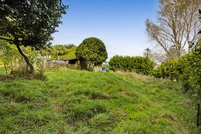 Photo of property in 14 Weld Street, Normanby, Hawera, 4614