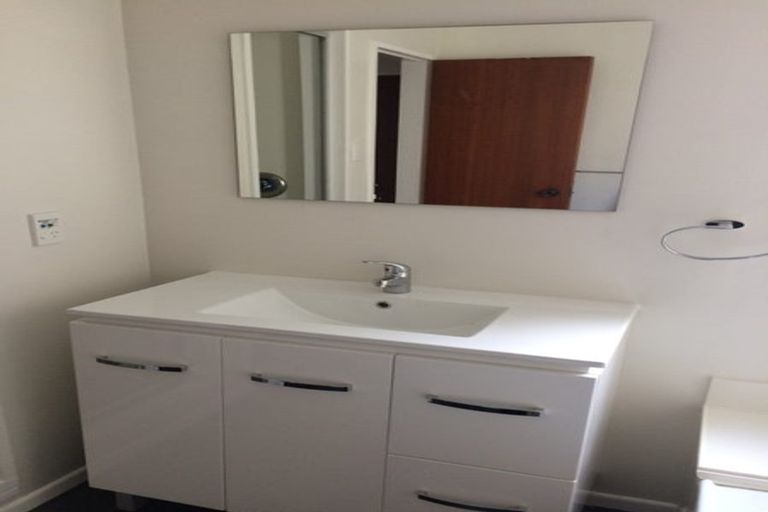 Photo of property in 1001 High Street, Avalon, Lower Hutt, 5011