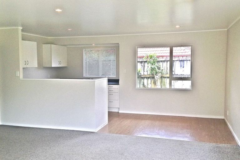 Photo of property in 13 Cretian Crescent, Henderson, Auckland, 0612