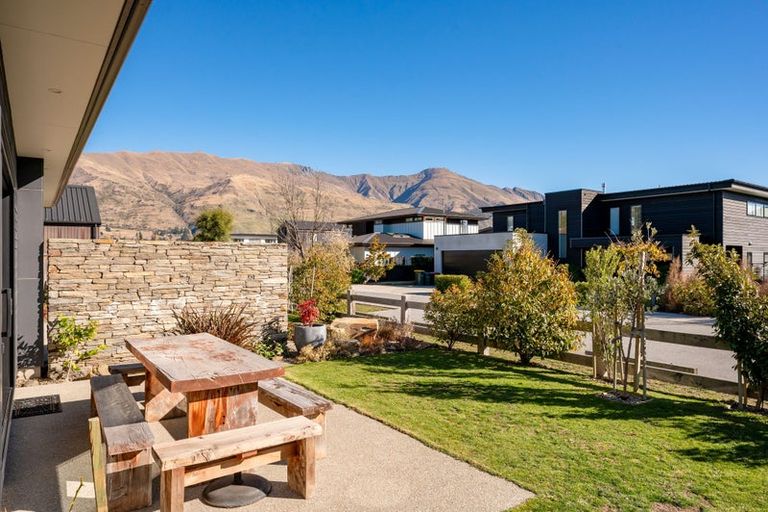 Photo of property in 47 Tenby Street, Wanaka, 9305
