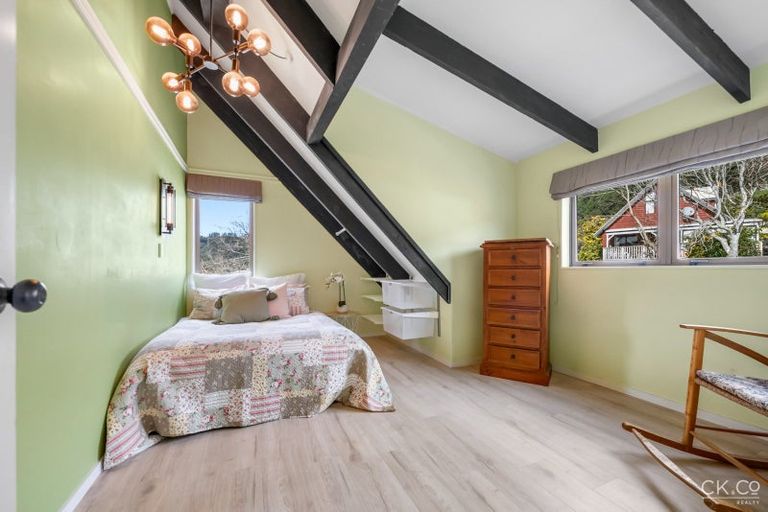 Photo of property in 12 Roman Close, Silverstream, Upper Hutt, 5019