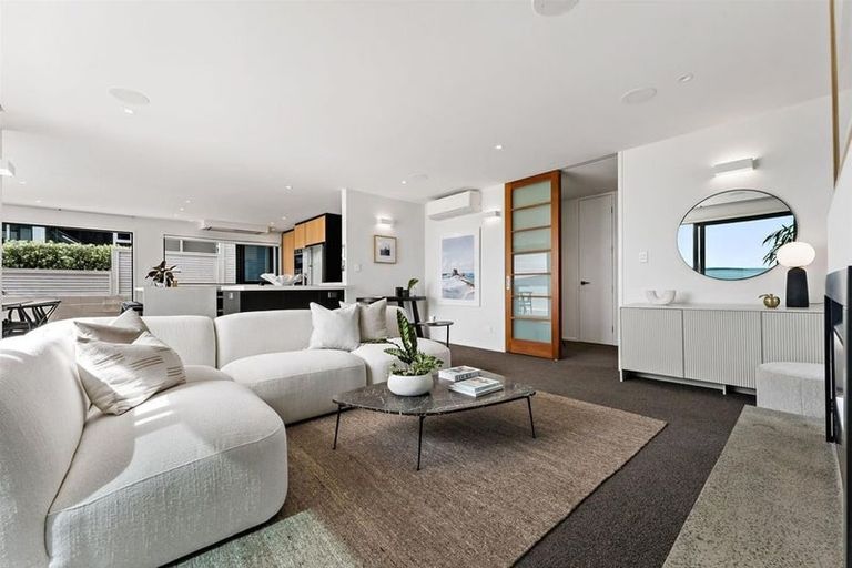 Photo of property in 1/11 William Street, Takapuna, Auckland, 0622