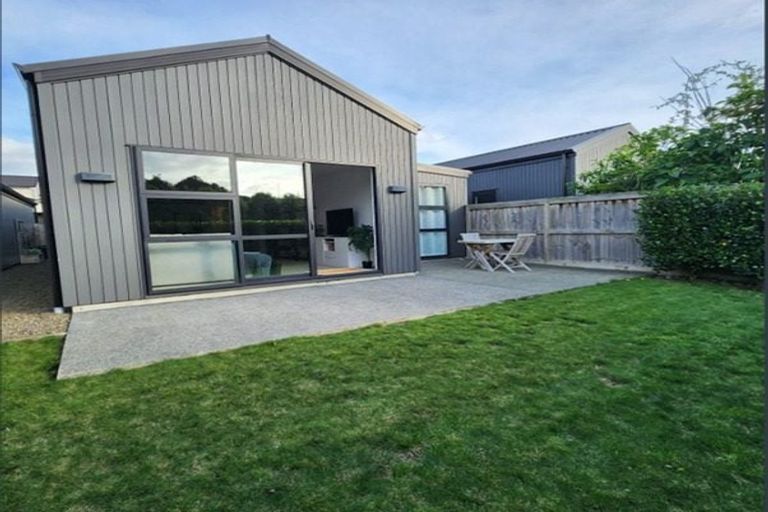 Photo of property in 6 Paddock Lane, Pukekohe, 2120