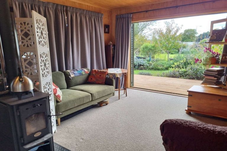 Photo of property in 47 Owhango Road, Owhango, 3990