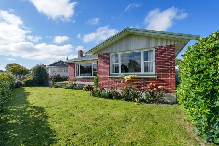 Photo of property in 17 Highfield Terrace, Newfield, Invercargill, 9812