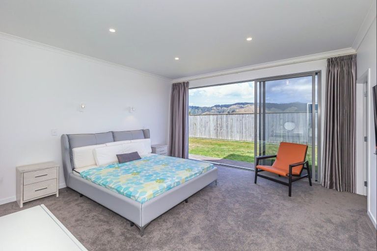 Photo of property in 18 Phoenix Palms Grove, Levin, 5510