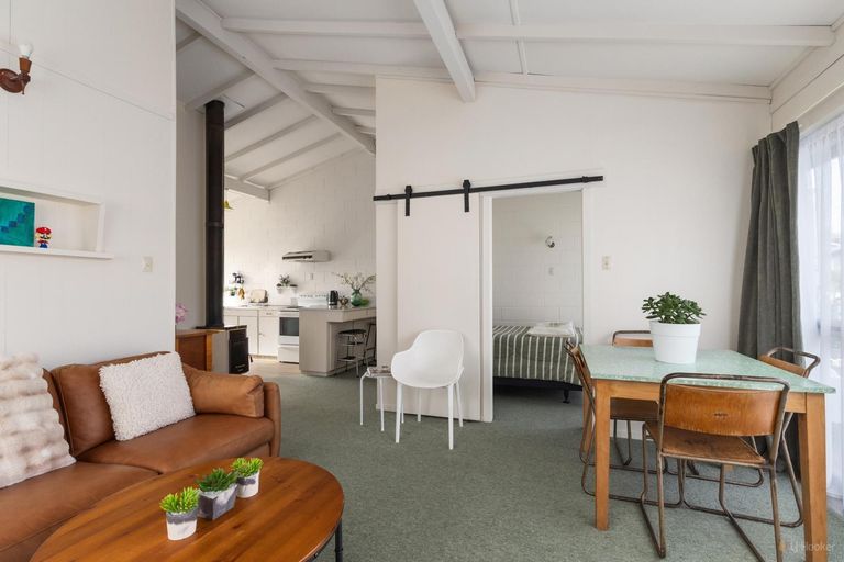 Photo of property in 3/5 Beaumont Street, Oceanview, Timaru, 7910