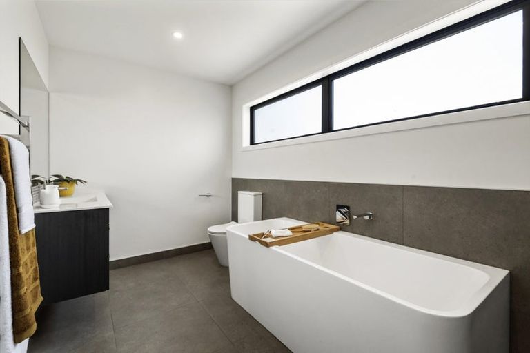 Photo of property in 24a Hororata Road, Hauraki, Auckland, 0622