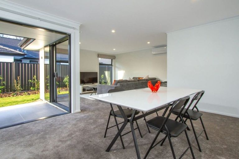 Photo of property in 33 Oakdale Grove, Richmond, 7020