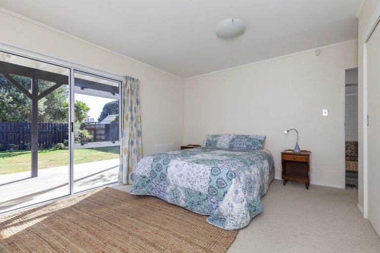 Photo of property in 241 Manly Street, Paraparaumu Beach, Paraparaumu, 5032