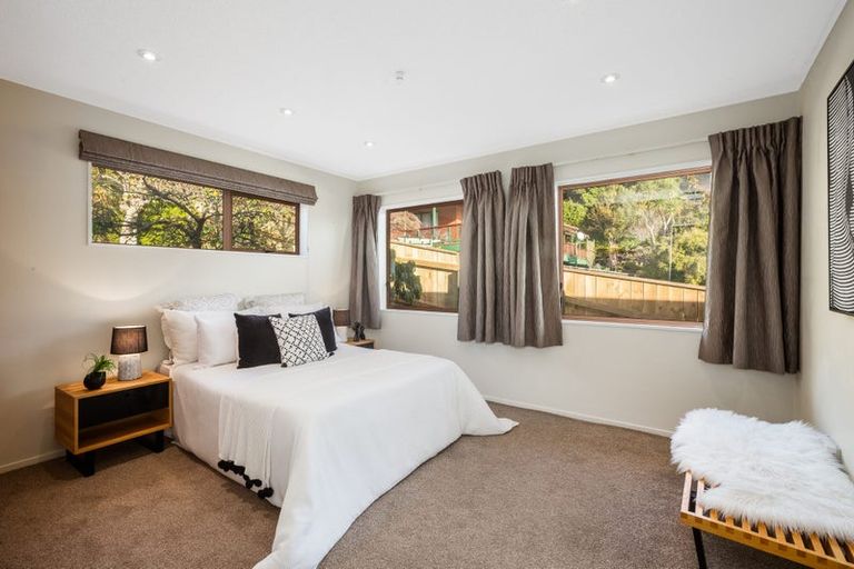 Photo of property in 17 Leeward Drive, Whitby, Porirua, 5024