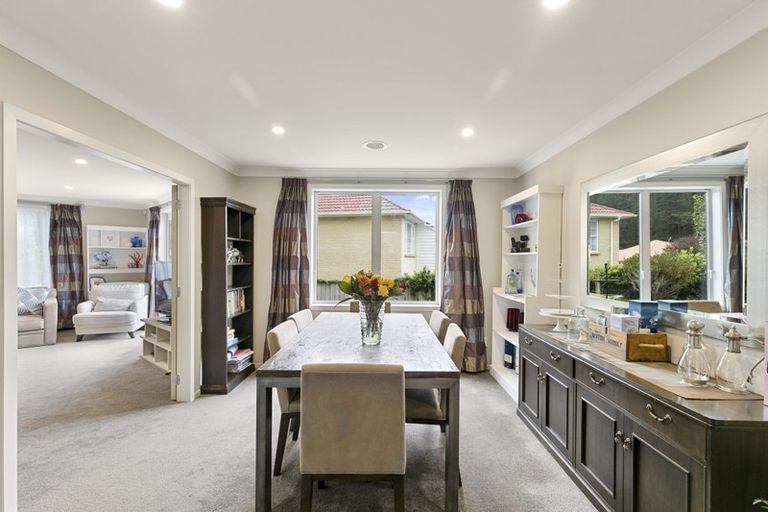 Photo of property in 5 Winsley Terrace, Churton Park, Wellington, 6037