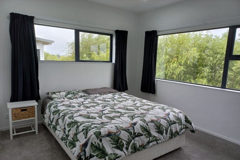 Photo of property in 5 Kawariki Road, Helensville, 0800