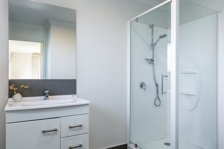 Photo of property in 15 De Castro Drive, Blenheim, 7201