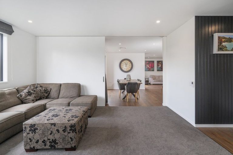 Photo of property in 10 Kupe Drive, Whitianga, 3510