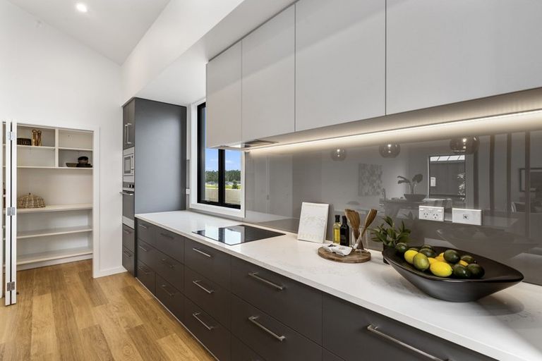 Photo of property in 2/45 Station Road, Takanini, 2112