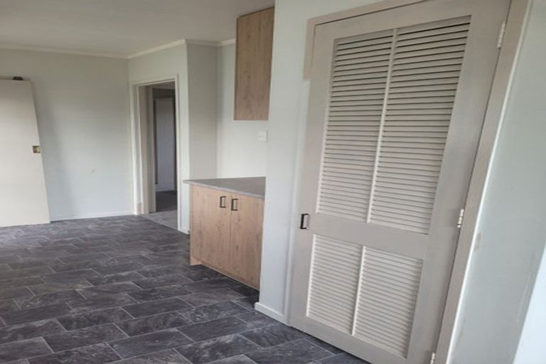 Photo of property in 16a Matthew Place, Kawaha Point, Rotorua, 3010