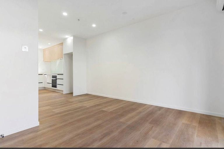 Photo of property in 6b Sunlands Drive, Manurewa, Auckland, 2102