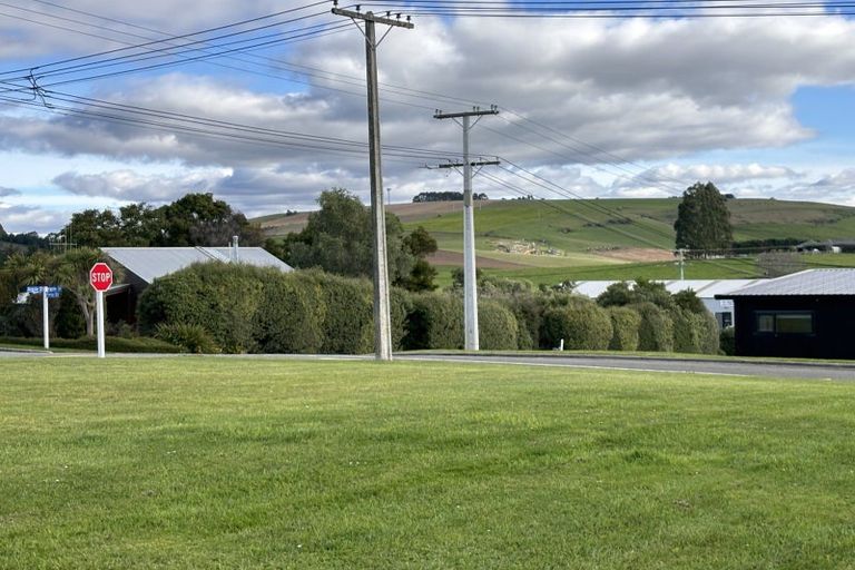 Photo of property in 8 Percy Street, Weston, Oamaru, 9401