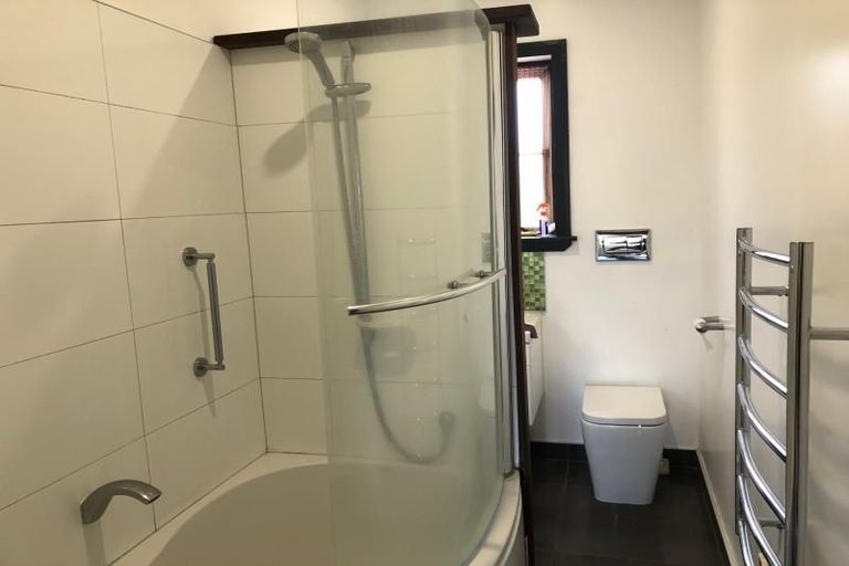 Photo of property in 24 Nile Street, Waterloo, Lower Hutt, 5011