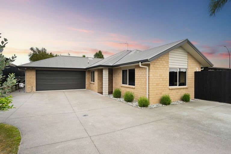 Photo of property in 2 Limber Hill, Flagstaff, Hamilton, 3210