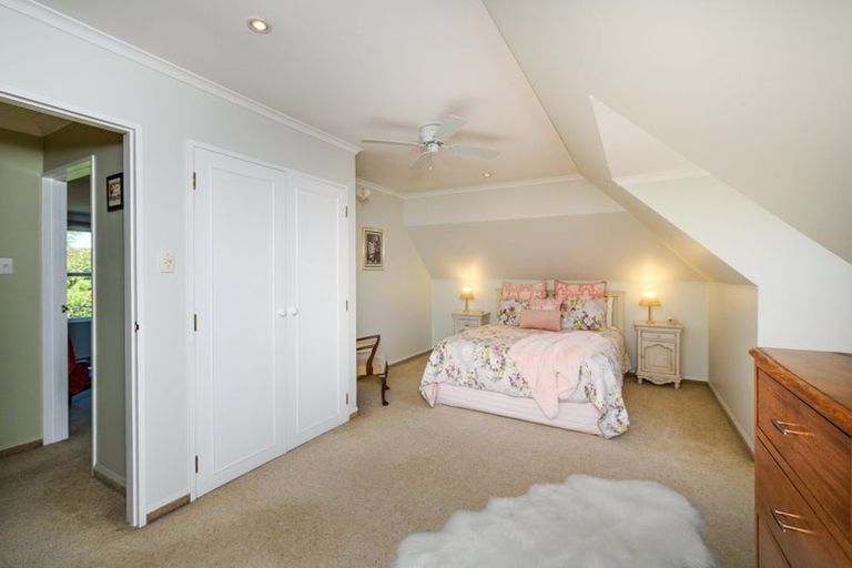 Photo of property in 26 Saint Albans Avenue, Hokowhitu, Palmerston North, 4410