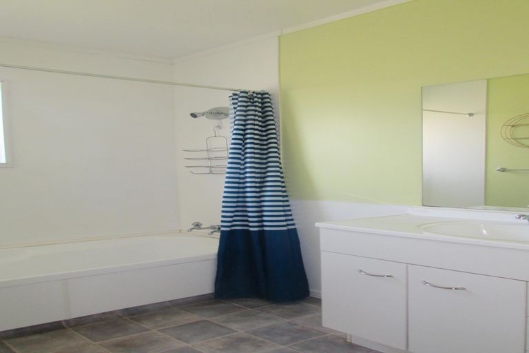 Photo of property in 27b Onslow Road, Papakura, 2110