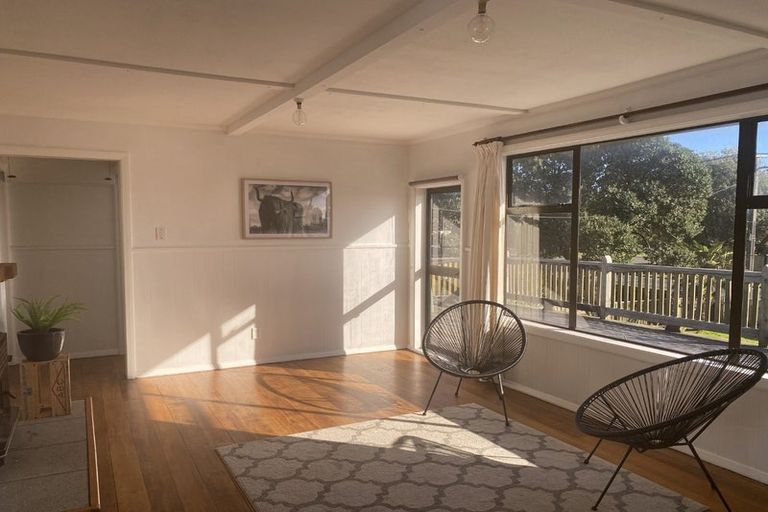 Photo of property in 22 Mahoe Street, Otaki Beach, Otaki, 5512