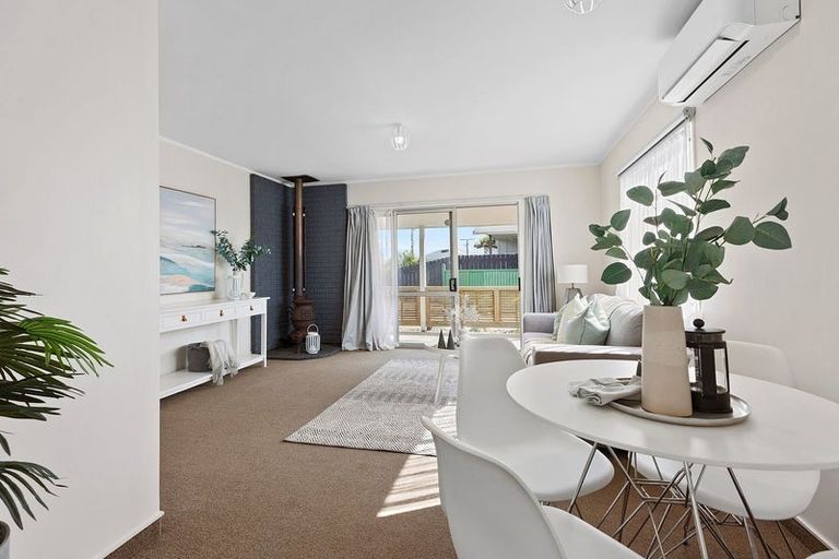 Photo of property in 245 Dickson Road, Papamoa Beach, Papamoa, 3118