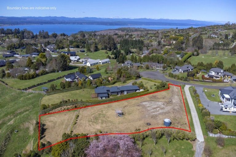 Photo of property in 41 Lomond Grove, Acacia Bay, Taupo, 3385