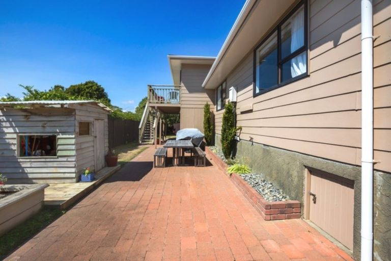 Photo of property in 9 Longitude Place, Whitby, Porirua, 5024