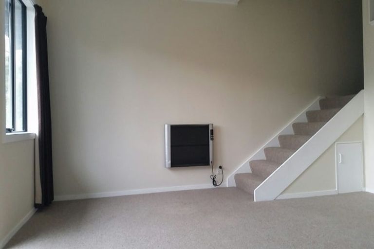 Photo of property in 7u3 Raroa Road, Kelburn, Wellington, 6012