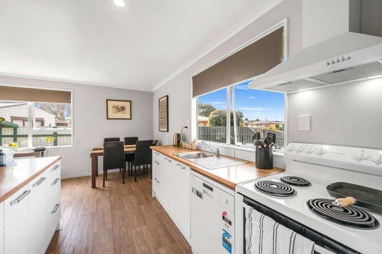 Photo of property in 7 Cormack Place, Greenmeadows, Napier, 4112