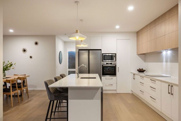 Photo of property in 11 Mulholland Drive, Jacks Point, 9371