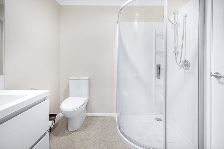 Photo of property in 32u3 Rutherford Street, Chedworth, Hamilton, 3210