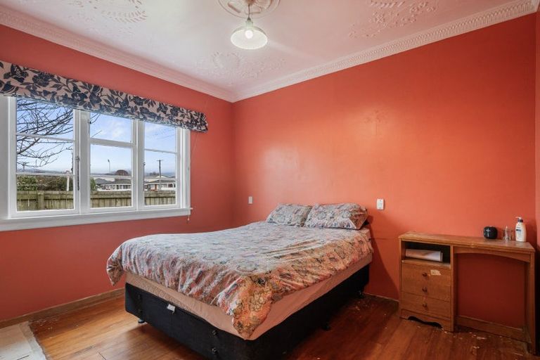 Photo of property in 24 Trafalgar Street, Levin, 5510