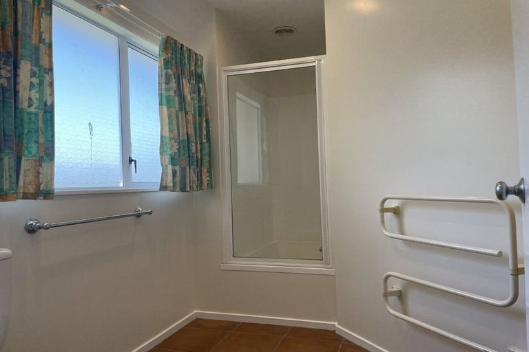 Photo of property in 9 The Topdeck, Whitby, Porirua, 5024