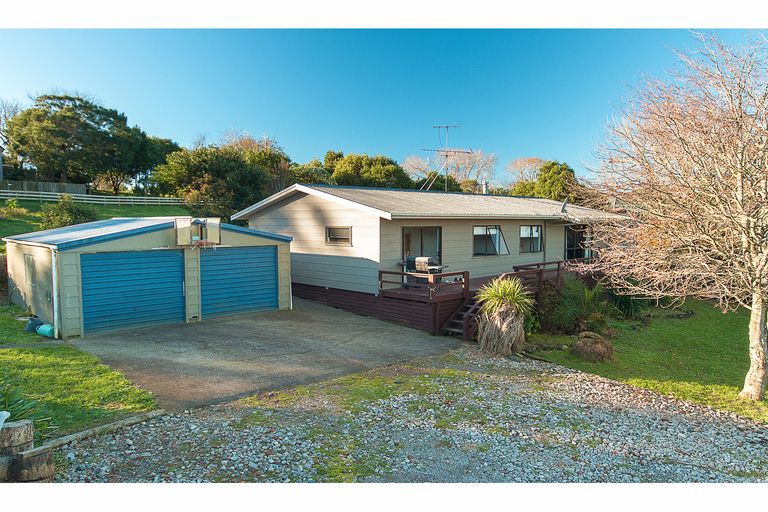 Photo of property in 31 Colombo Road, Waiuku, 2123