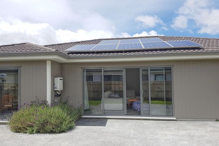 Photo of property in 11 Henrietta Maxwell Grove, Wainuiomata, Lower Hutt, 5014