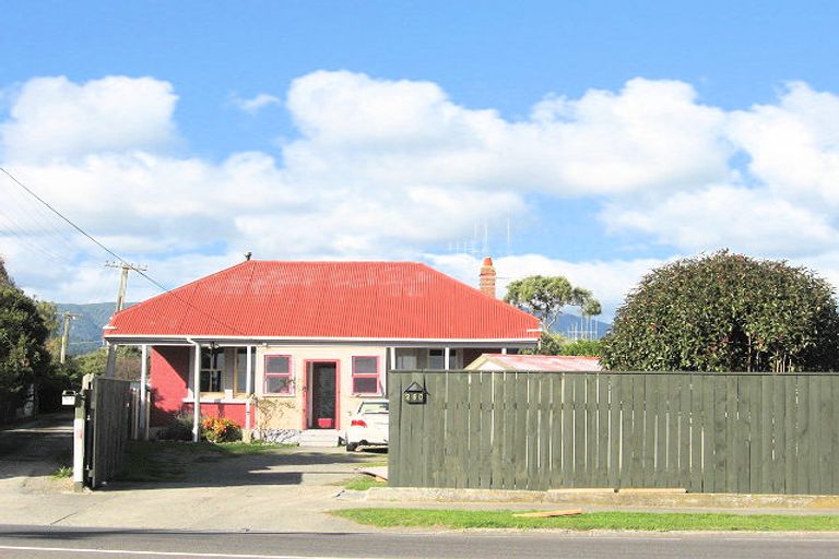 Photo of property in 290a Main Highway, Otaki, 5512