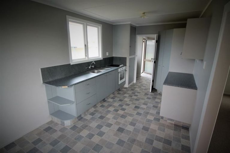 Photo of property in 14 Matata Place, Tokoroa, 3420