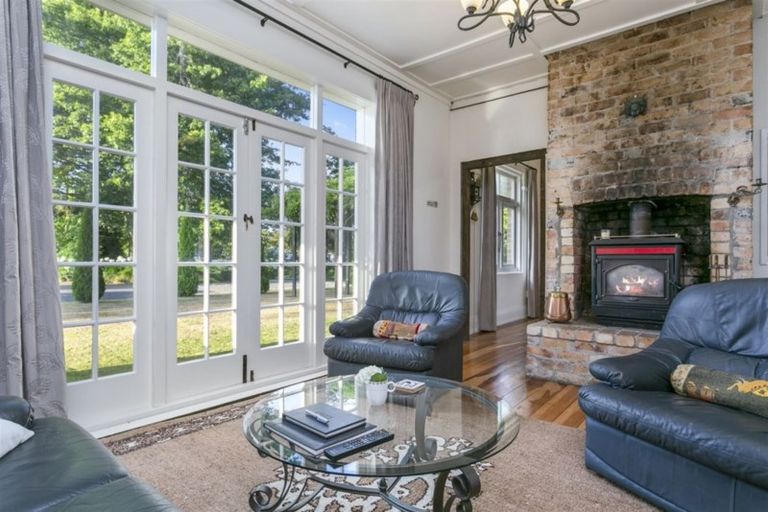 Photo of property in 50 Hamilton Road, Cambridge, 3434